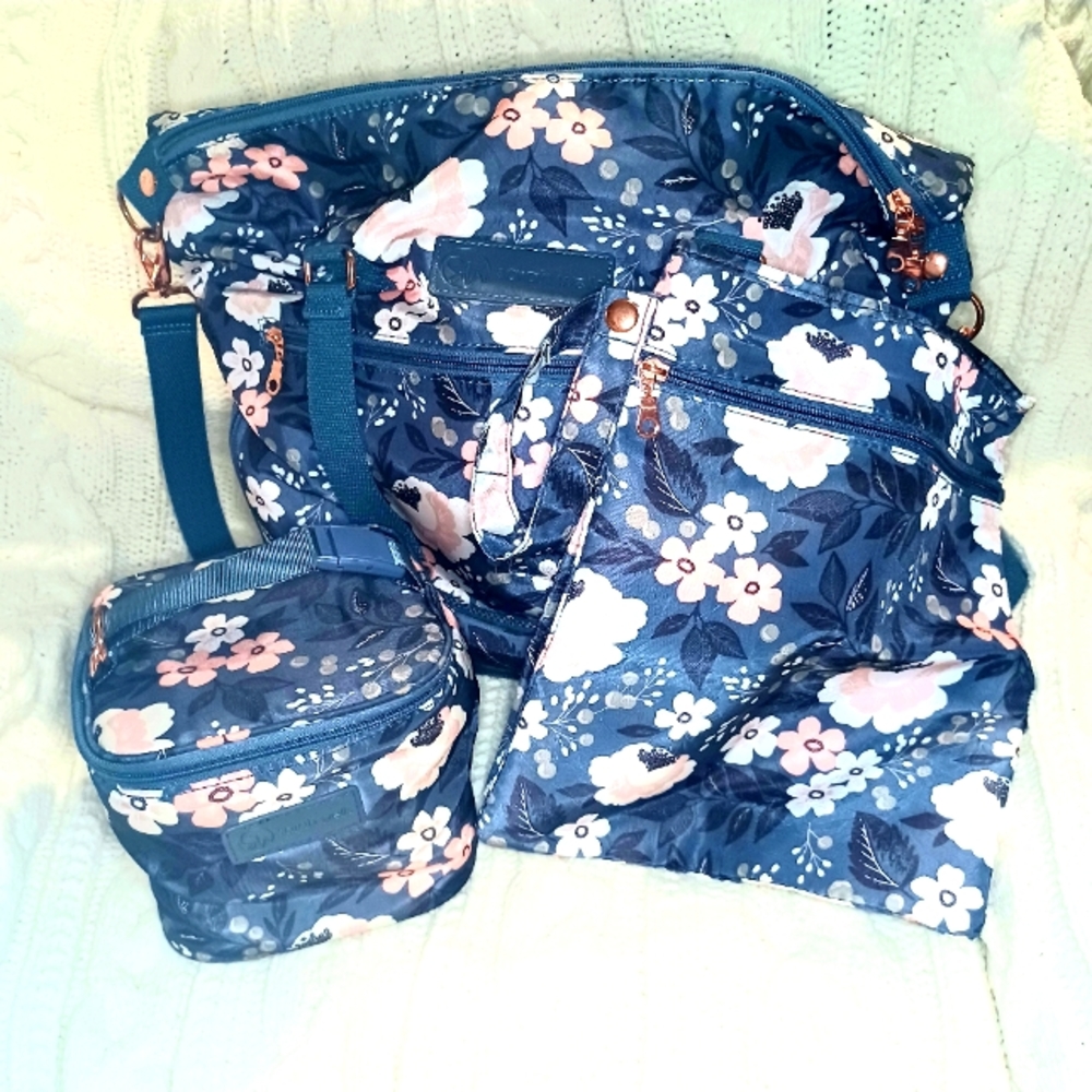 Sarah Wells Diaper Bag Bundle